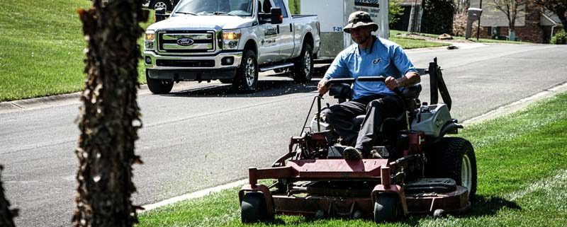 residential lawn care service in cincinnati ohio